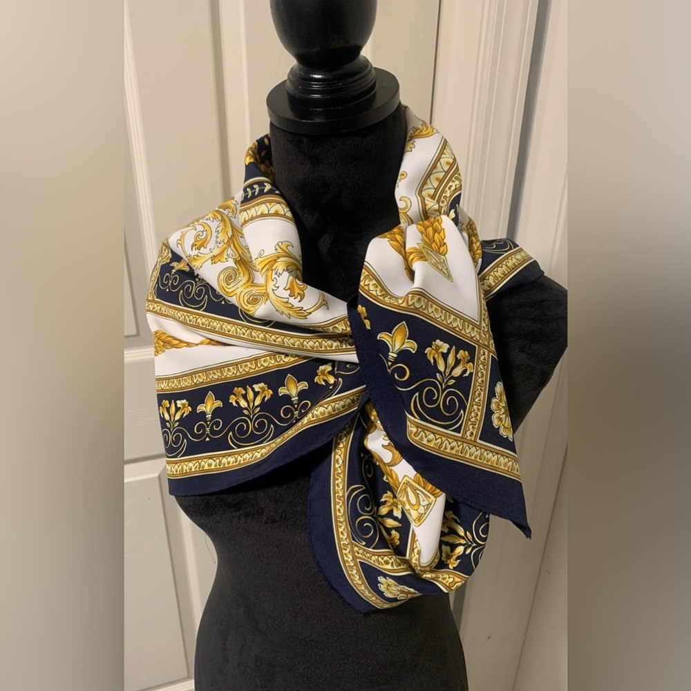 Alexis Georgio Fashion Scarf